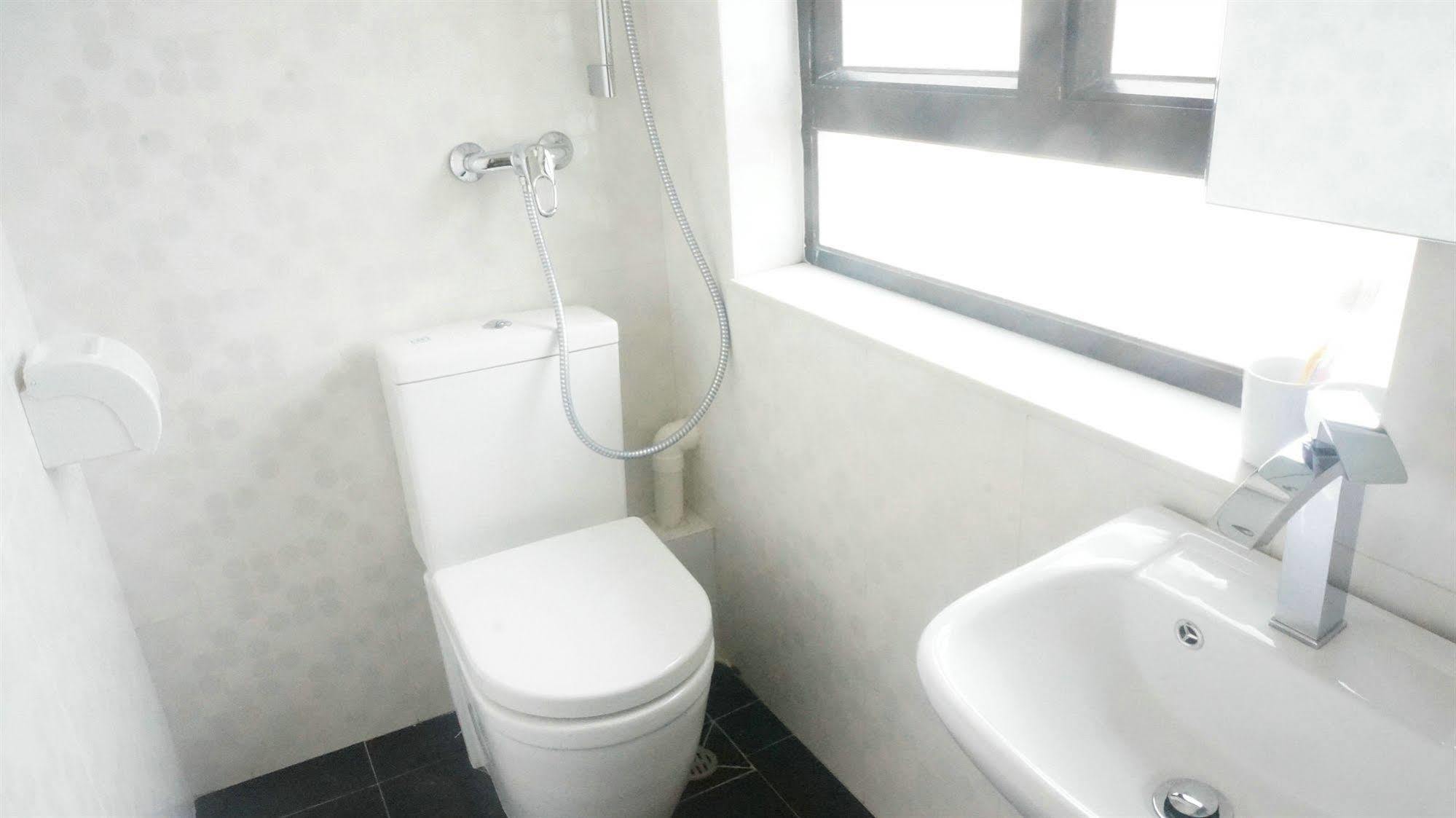 Kowloon Mongkok 1812 Guest House Hong Kong Ngoại thất bức ảnh